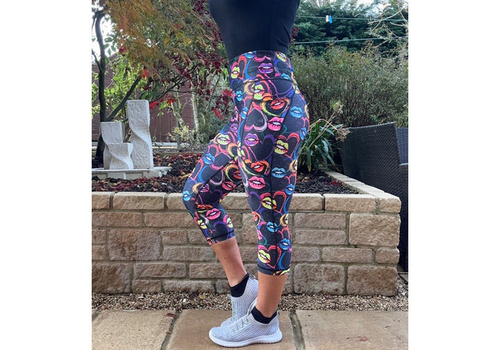 Capri Lip Sync Leggings with pockets