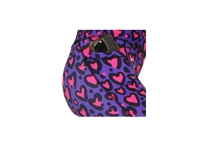 Winter Love Leopard Pink Leggings with Pockets