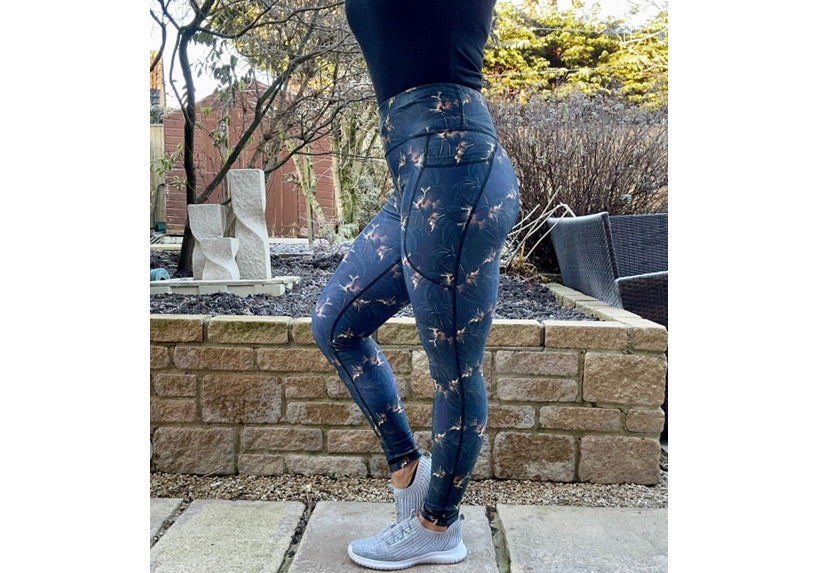 Winter Midnight Blooms Leggings with Pockets