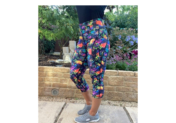 Capri Berry Blast leggings with pockets