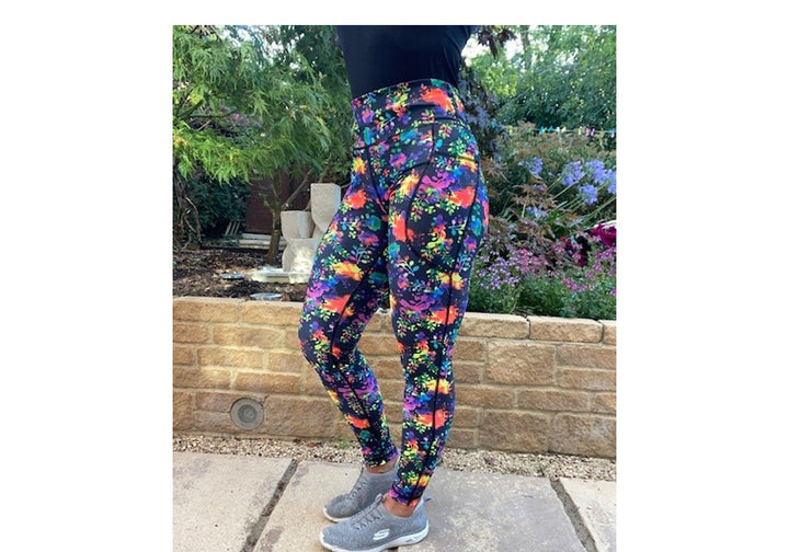 Winter Berry Blast Leggings with Pockets